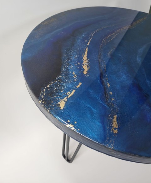 Stolik kawowy z żywicy epoksydowej, granat i złoto 50 cm