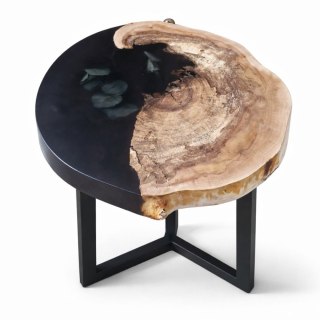 Drewniany stolik kawowy z żywicą epoksydową z eukaliptusem