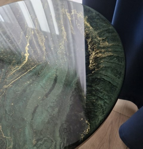 Stolik kawowy z żywicy epoksydowej, butelkowa zieleń