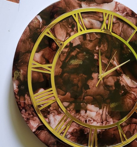 Zegar ścienny z żywicy epoksydowej 45 cm , brąz i zloto
